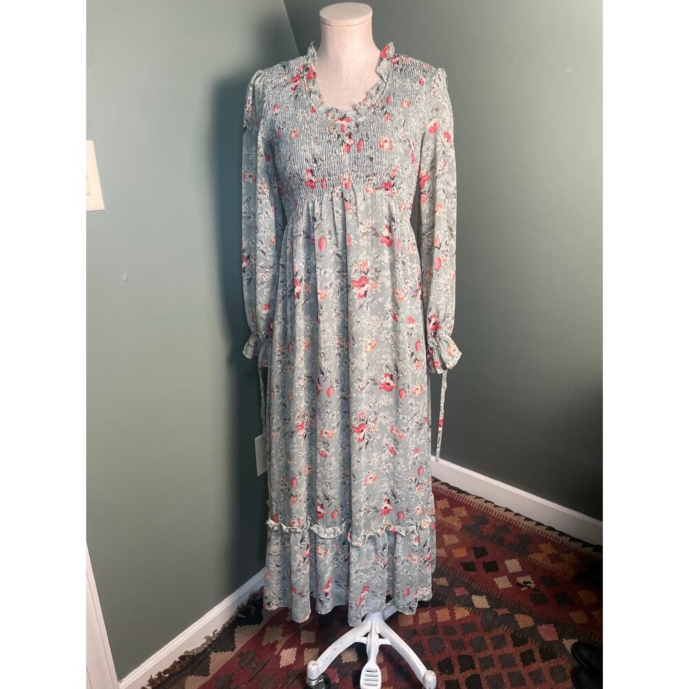Hailey & Co Sage Green Floral Maxi Dress. Size Small. Great condition.